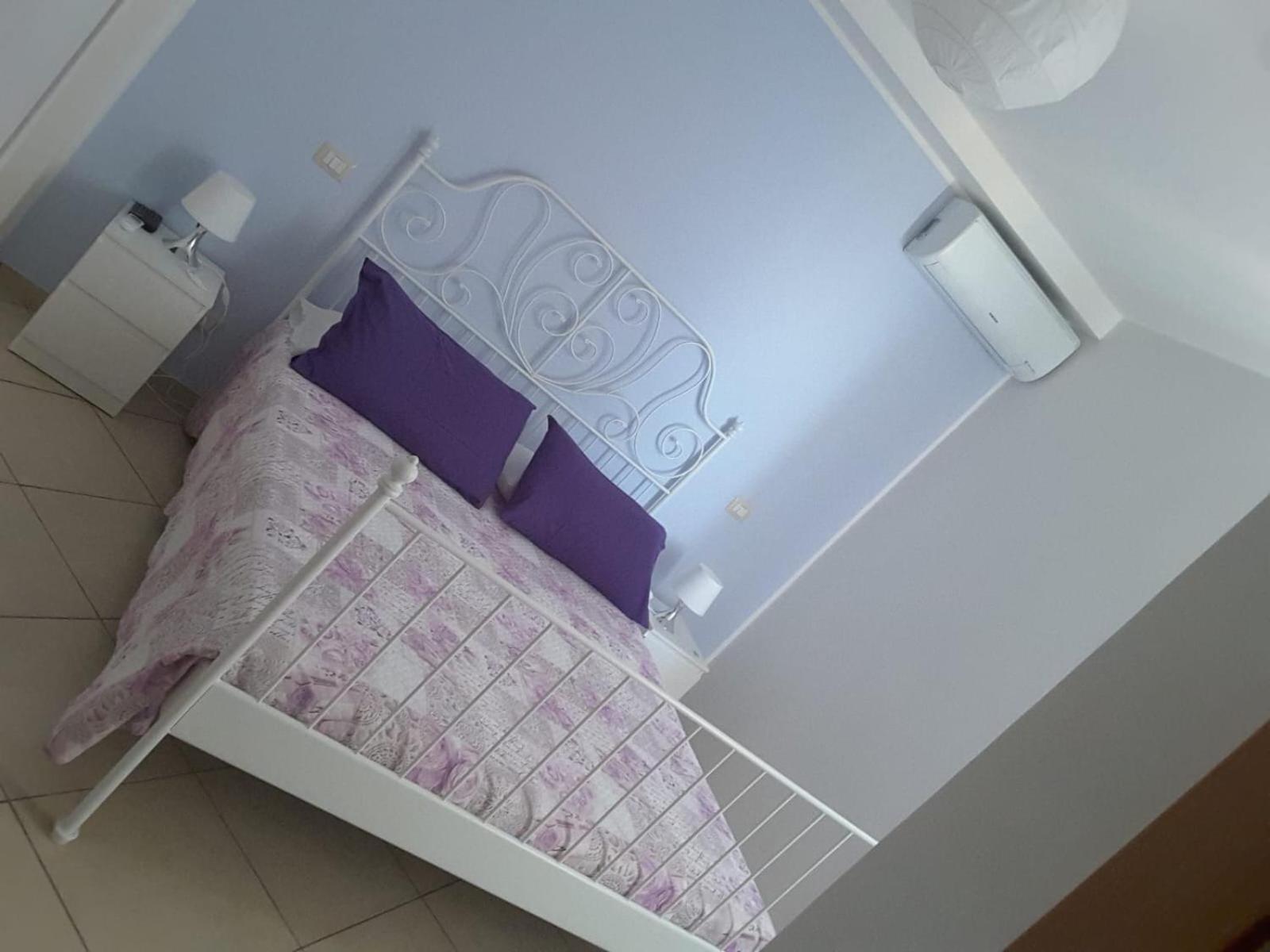 Bed and Breakfast Iriss Taormina Exterior foto