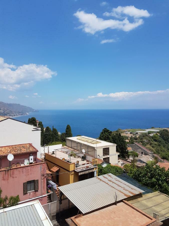 Bed and Breakfast Iriss Taormina Exterior foto