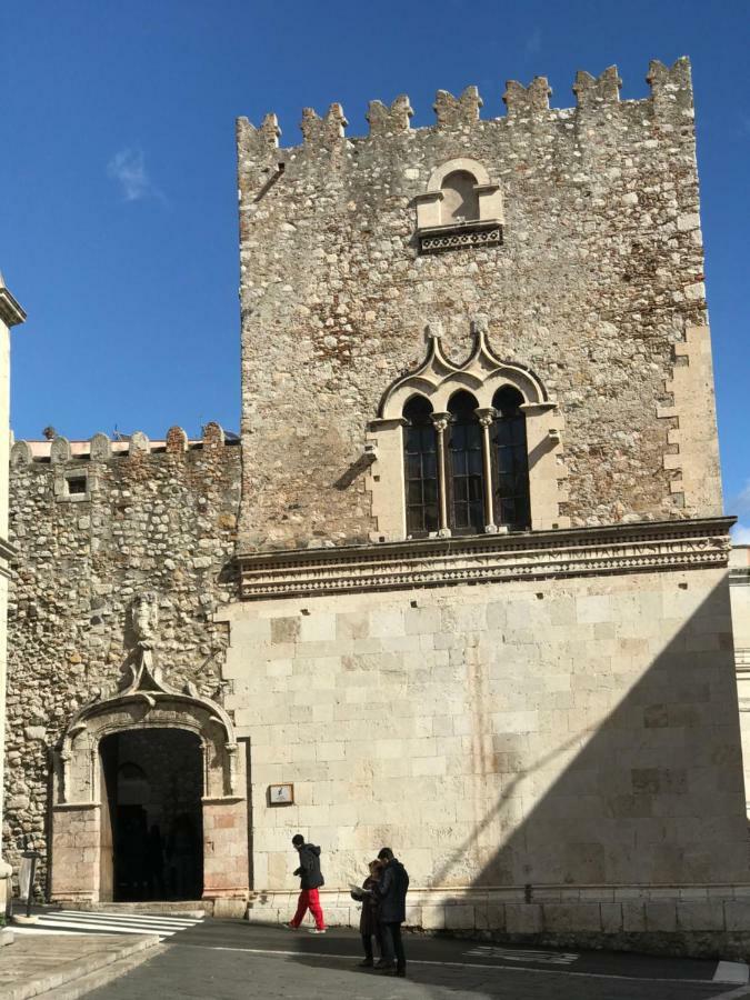 Bed and Breakfast Iriss Taormina Exterior foto